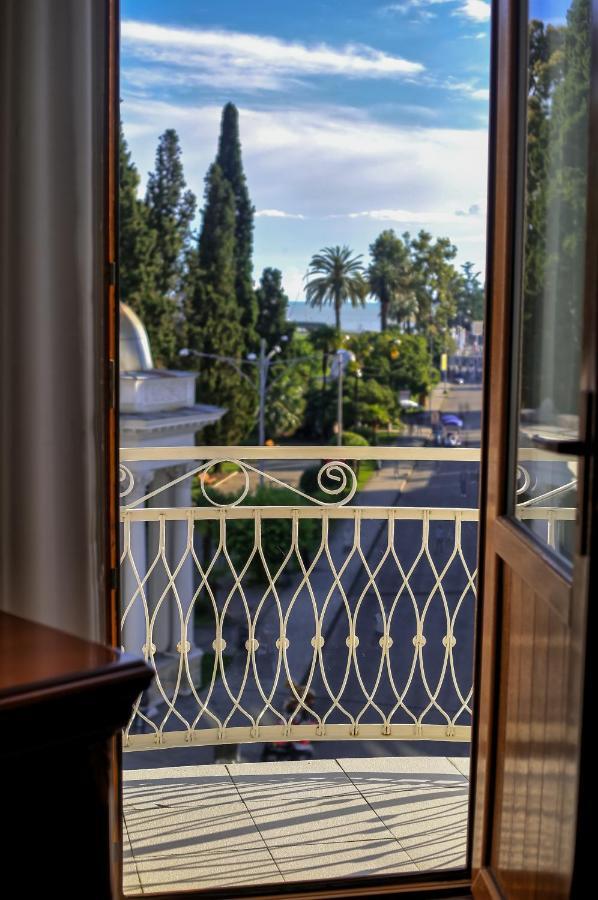 Ritsa Hotel Sukhumi Luaran gambar