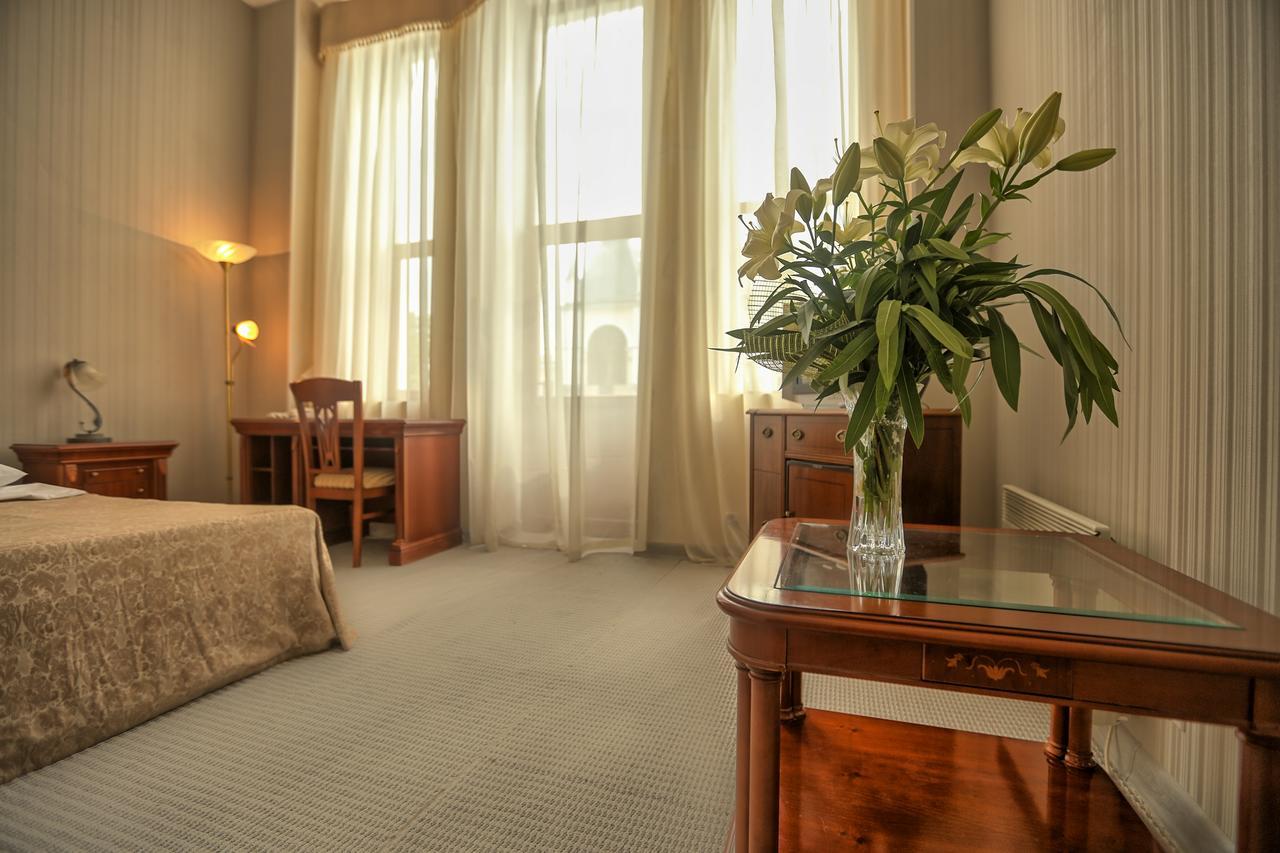 Ritsa Hotel Sukhumi Luaran gambar